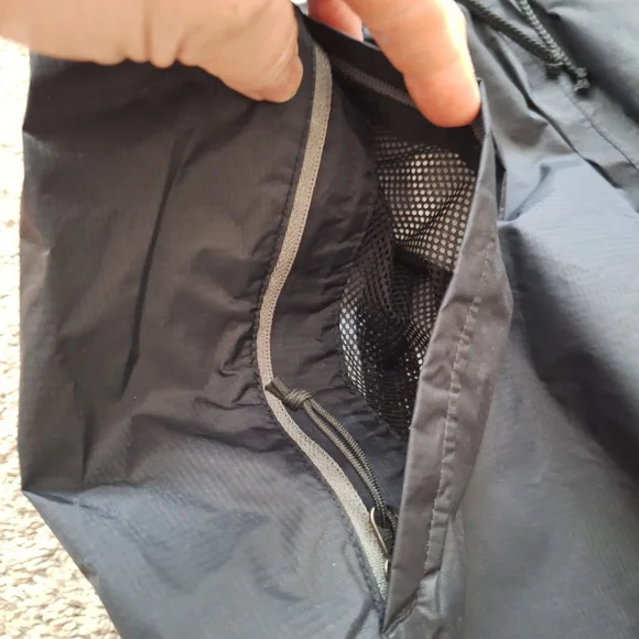 THE NORTH FACE Mens L Black Pants DRYVENT LIGHTWEIGHT WATERPROOF SHELL Nylon - Picture 6 of 15